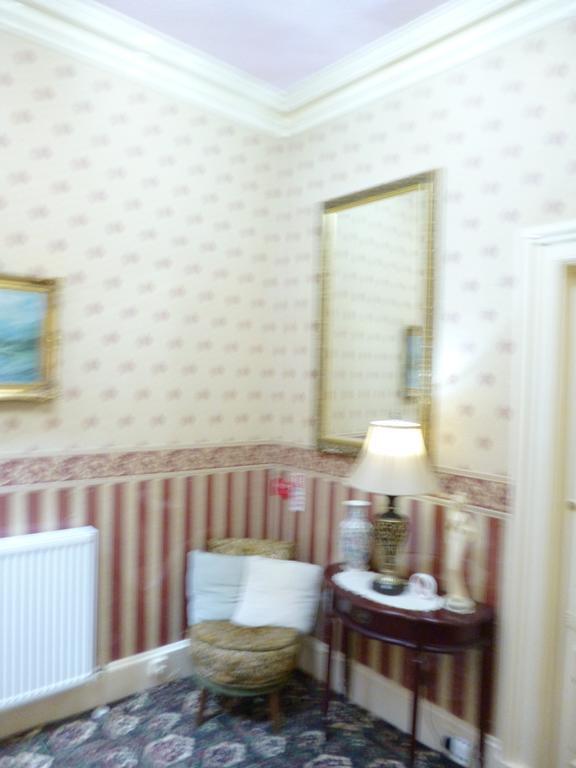 Macdonald House Hotel Inverness Room photo