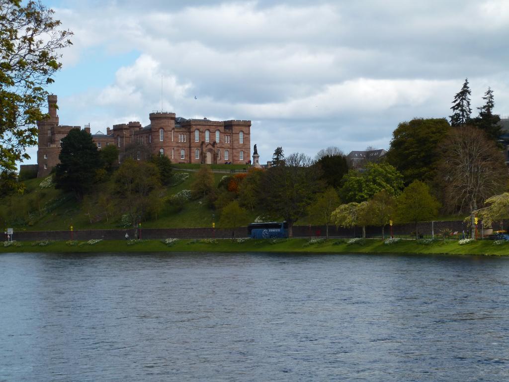 Macdonald House Hotel Inverness Exterior photo