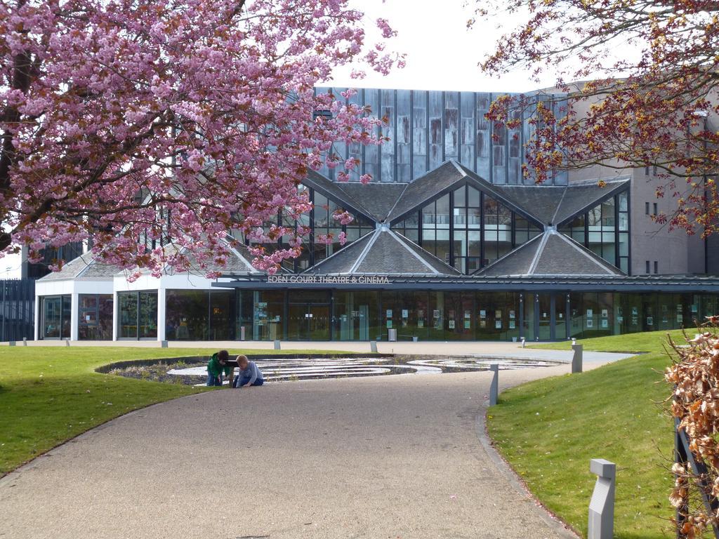 Macdonald House Hotel Inverness Exterior photo