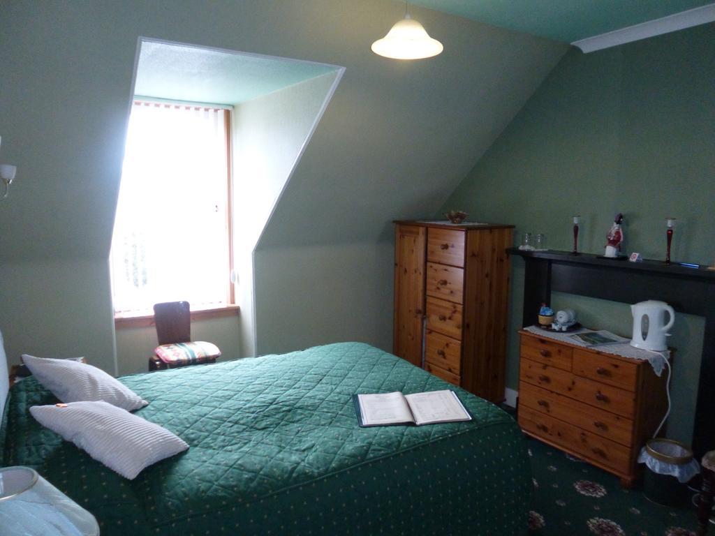 Macdonald House Hotel Inverness Room photo